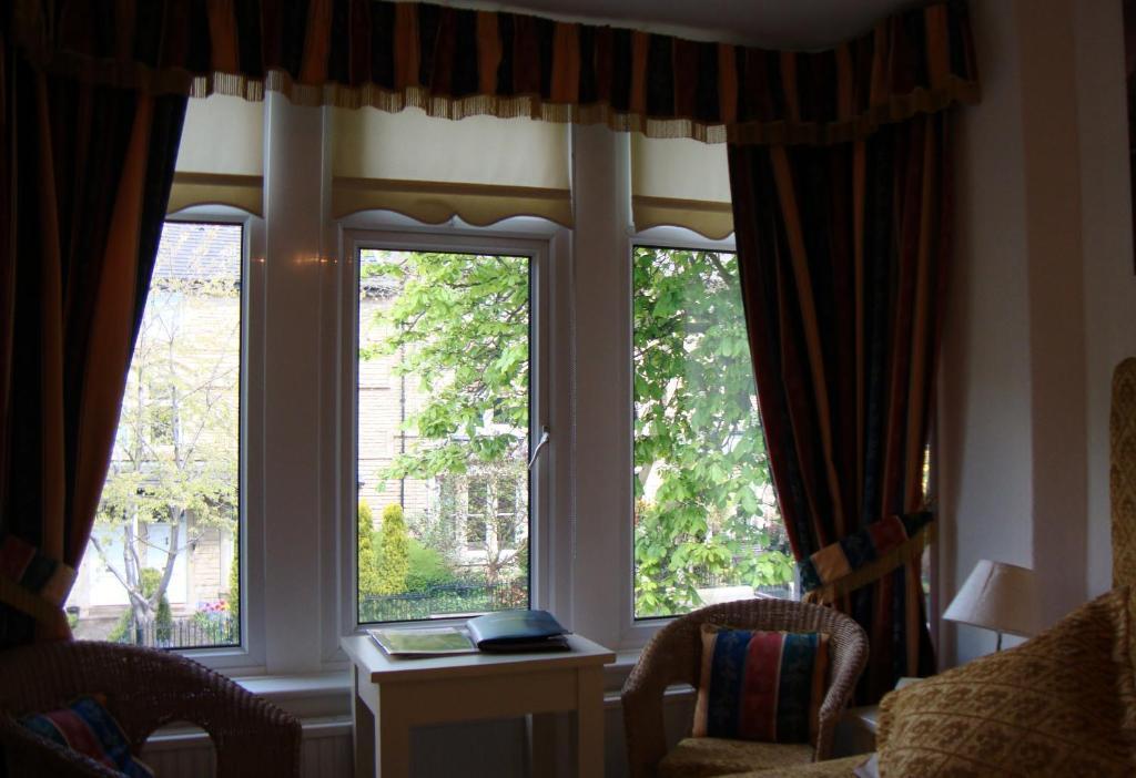 Sherwood Hotel - B&B Харрогейт Экстерьер фото